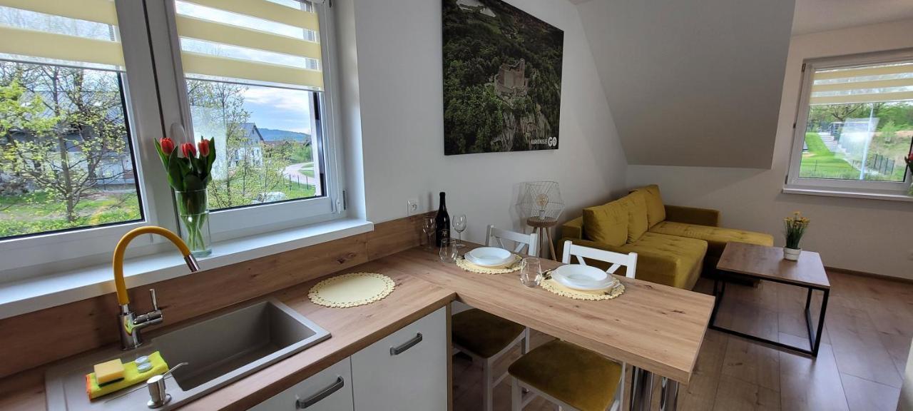 Kolorowe Cieplice - Apartamenty Z Widokiem Na Karkonosze Єленя-Ґура Екстер'єр фото